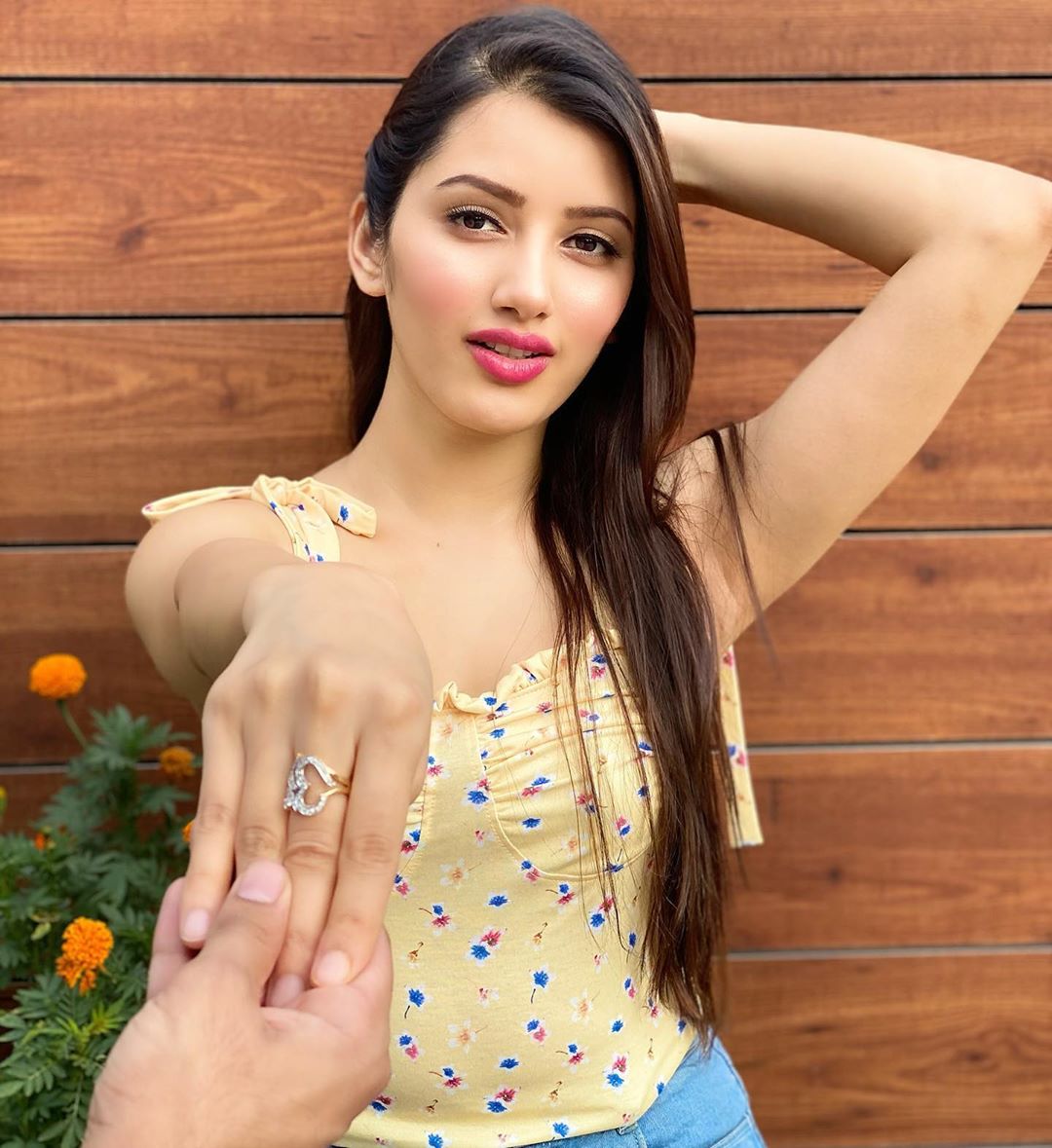 Neetu Bisht: Net Worth, Biography, Height, Boyfriend, Wiki & More